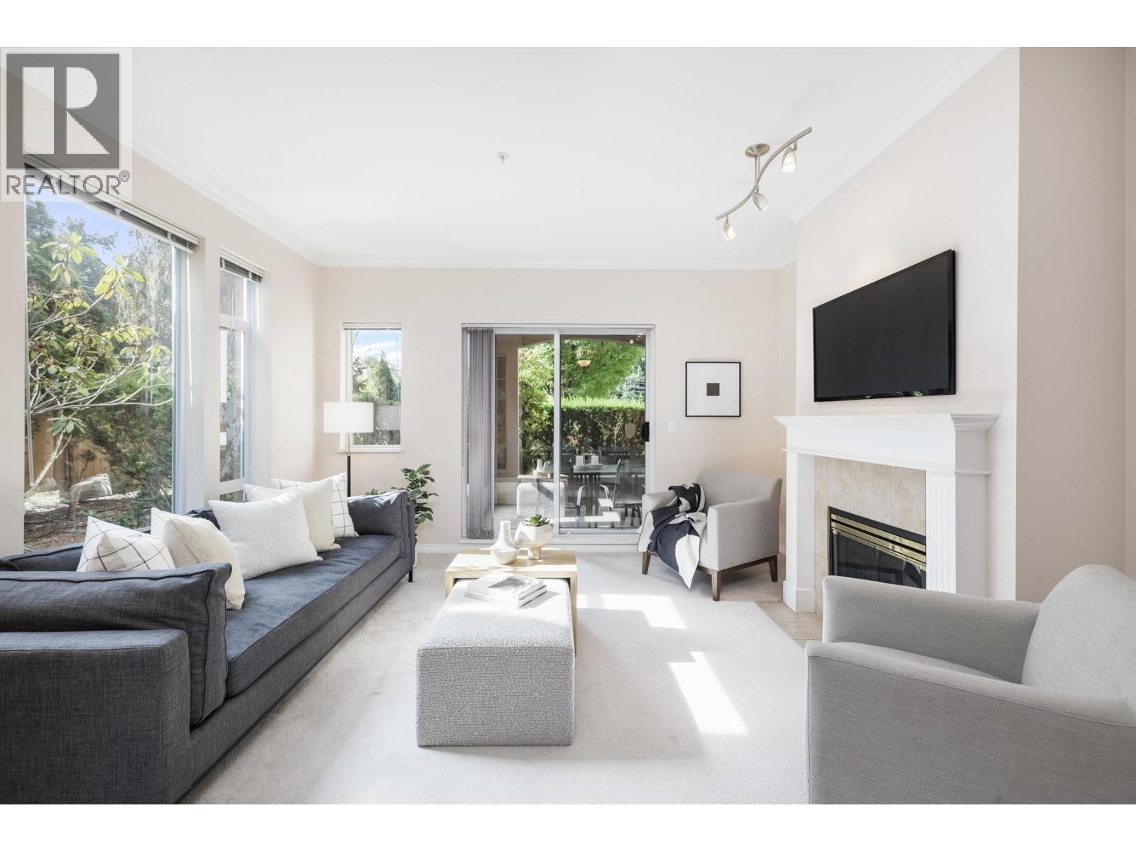206 678 W Queens Road, North Vancouver, British Columbia V7N 2L3 - Photo 7 - R3144681