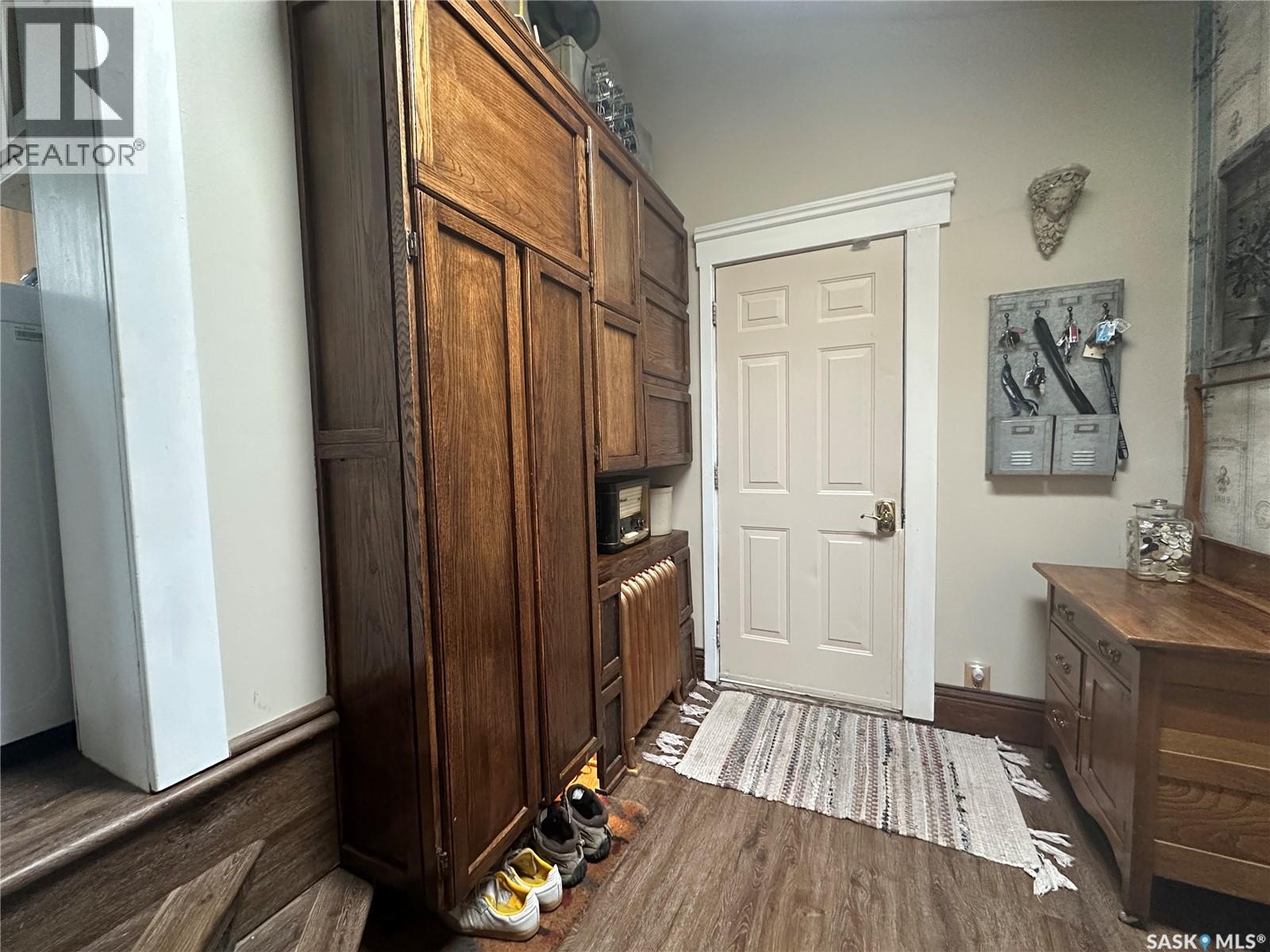 503 Bison Avenue, Weyburn, Saskatchewan  S4H 0J6 - Photo 4 - SK034834