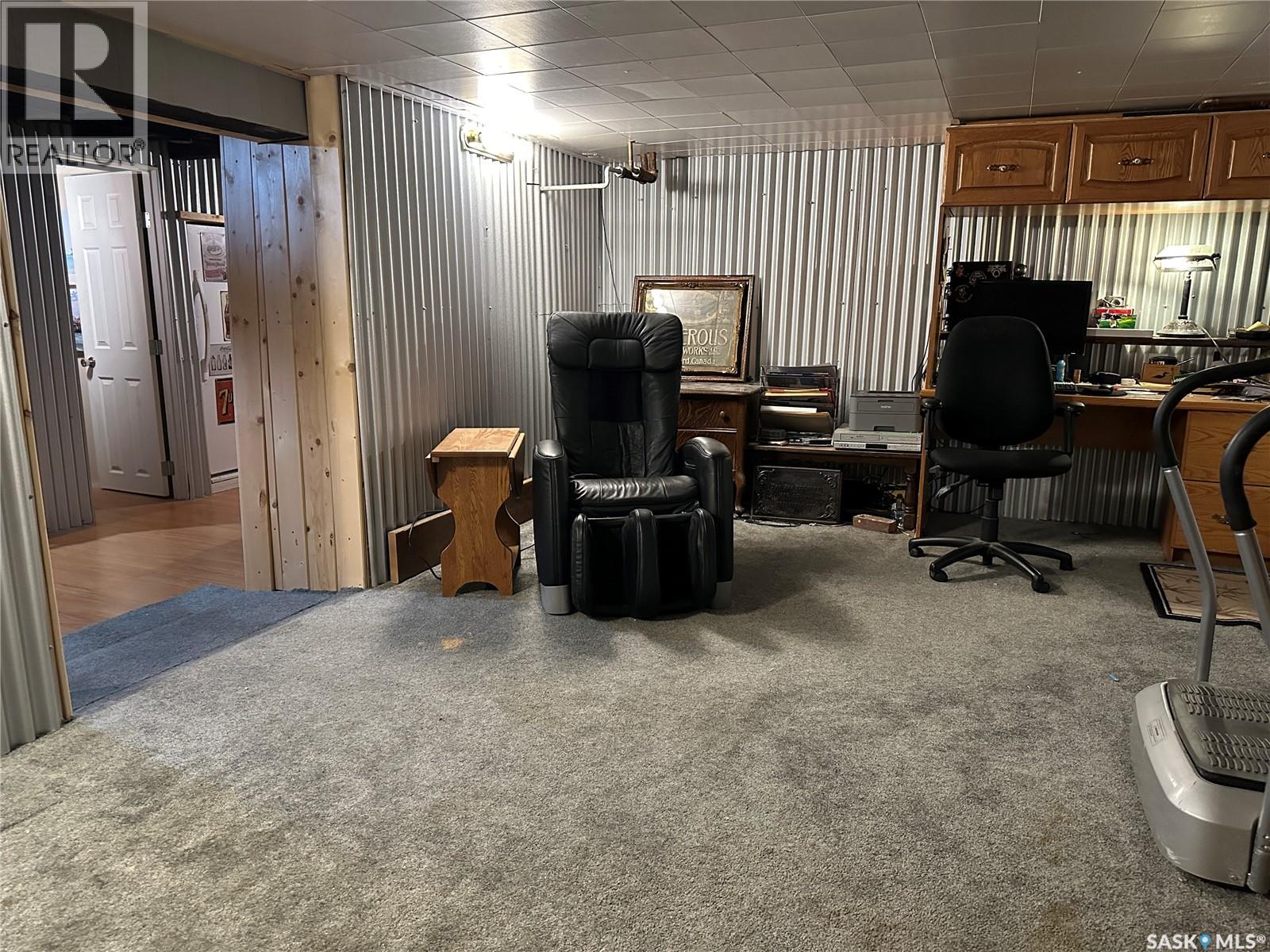 503 Bison Avenue, Weyburn, Saskatchewan  S4H 0J6 - Photo 38 - SK034834