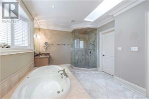 377 Hollywood Avenue, Toronto, Ontario  M2N 3L3 - Photo 9 - C13546784