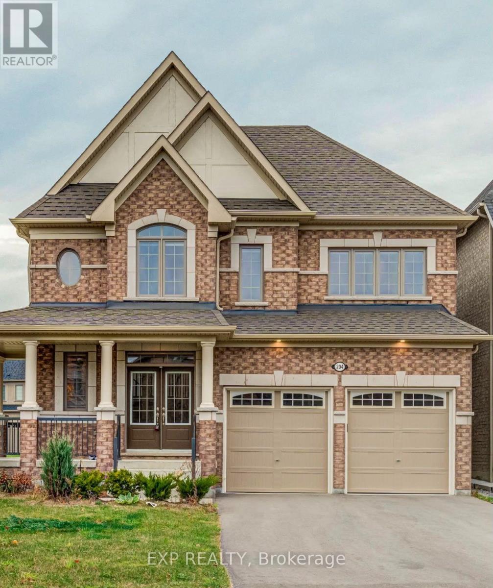204 MIYAKO COURT, Oshawa (Windfields)