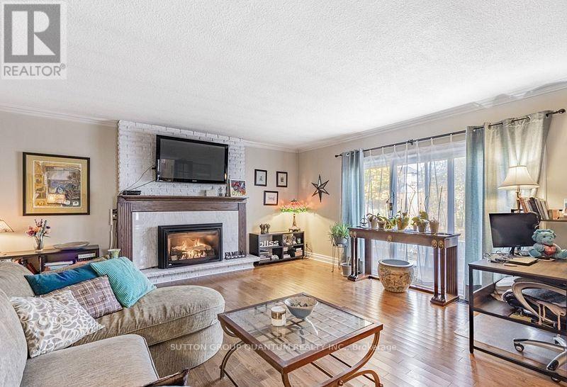 127 Mayfield Drive N, Oakville, Ontario  L6H 1K6 - Photo 19 - W13545806