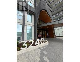 906 - 3240 WILLIAM COLSTON AVENUE, Oakville, Ontario