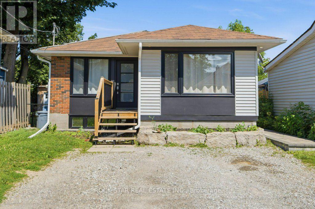 LOWER - 43 MAITLAND STREET, Brantford, Ontario