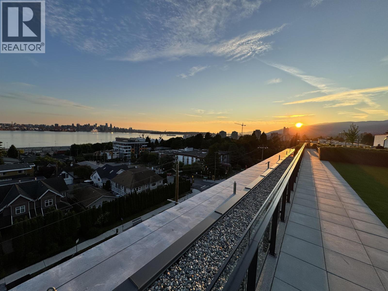 309 422 E 3rd Street, North Vancouver, British Columbia V7L 0K1 - Photo 11 - R3144916