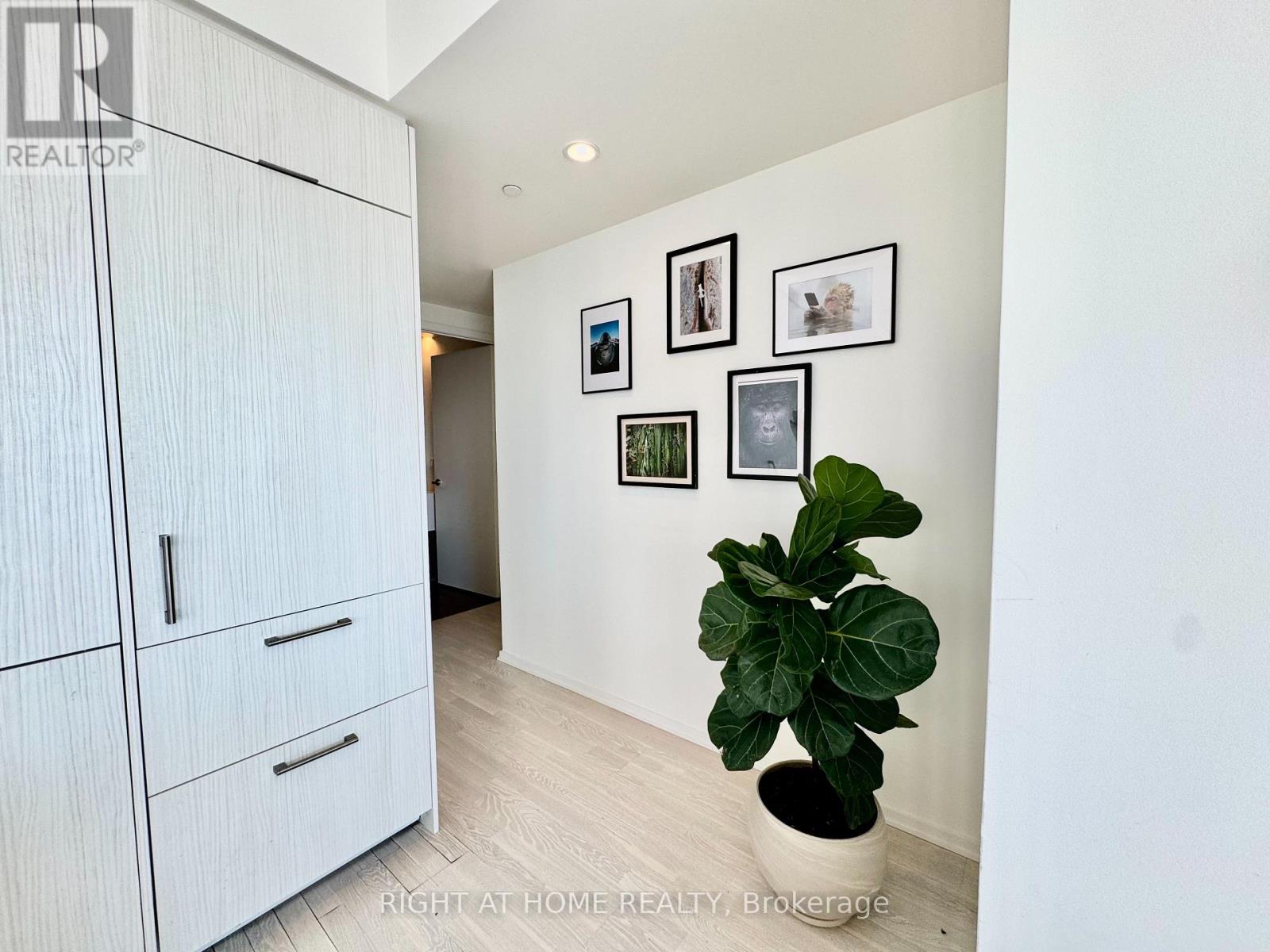 3507 - 1 Bloor Street E, Toronto, Ontario M4W 1A9 - Photo 21 - C13546796