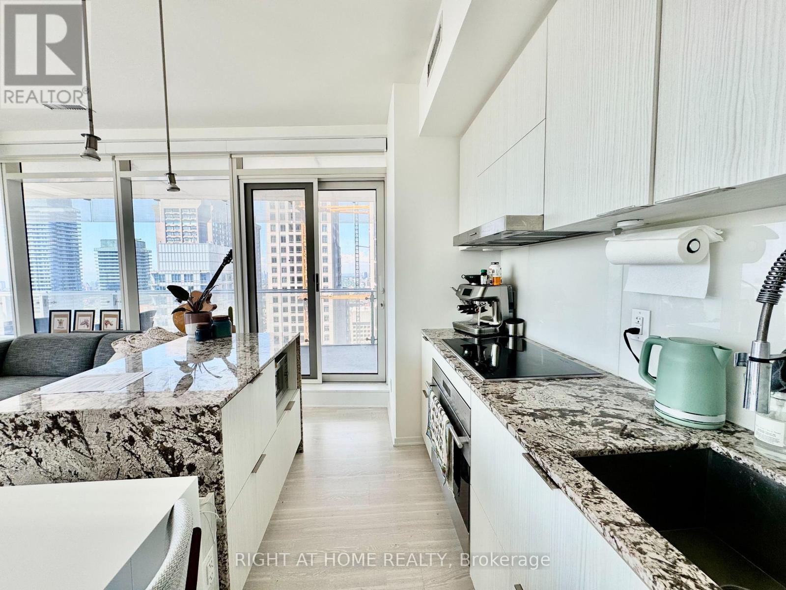 3507 - 1 Bloor Street E, Toronto, Ontario M4W 1A9 - Photo 32 - C13546796