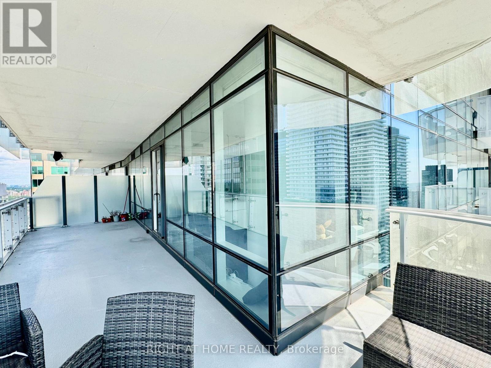 3507 - 1 Bloor Street E, Toronto, Ontario M4W 1A9 - Photo 37 - C13546796