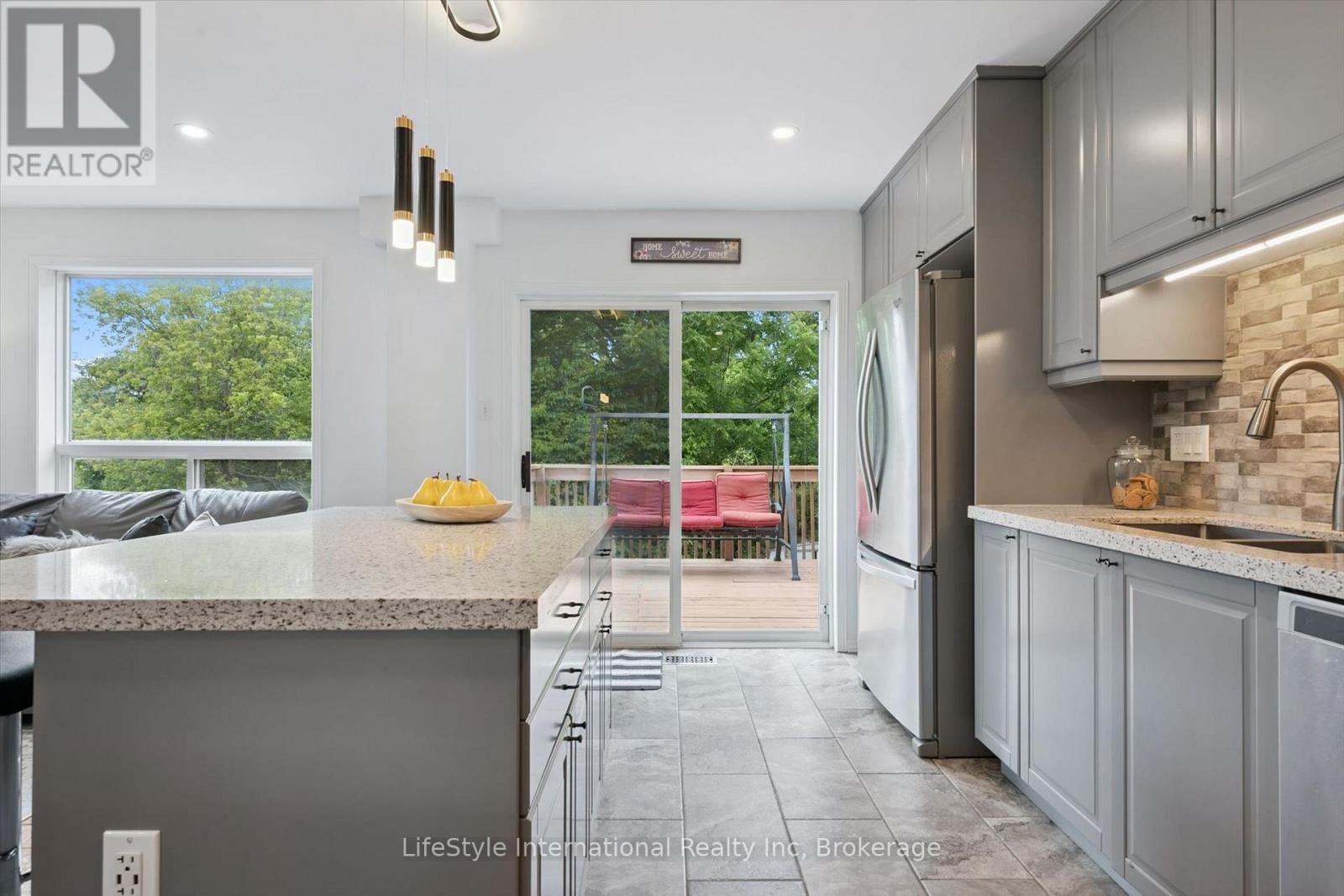 54 Chesterton Lane, Guelph, Ontario  N1E 6S8 - Photo 20 - X13546132