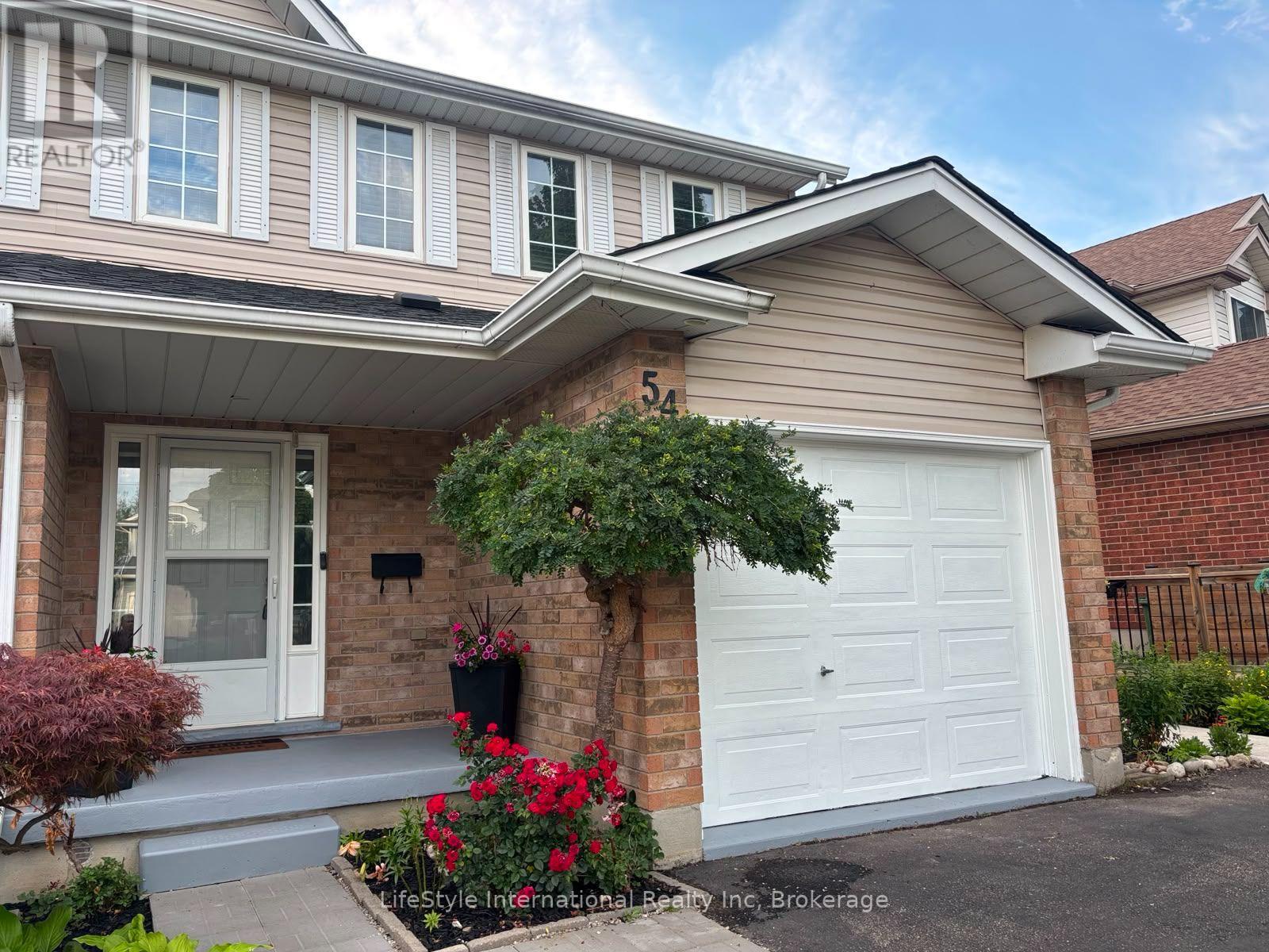 54 Chesterton Lane, Guelph, Ontario  N1E 6S8 - Photo 4 - X13546132