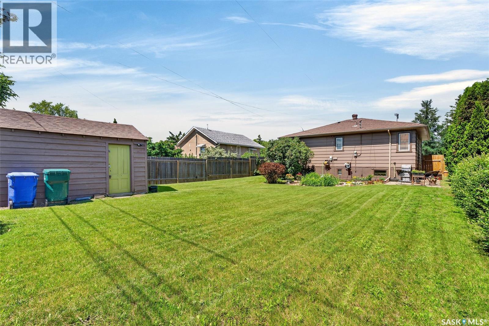 673 8th Street E, Prince Albert, Saskatchewan  S6V 0W8 - Photo 32 - SK042062