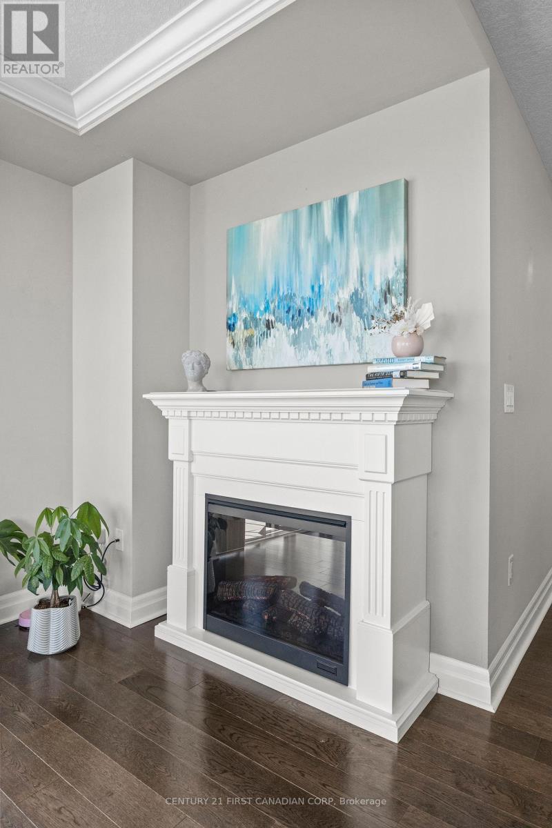 605 - 240 Villagewalk Boulevard, London North, Ontario  N6G 0P6 - Photo 15 - X13513436