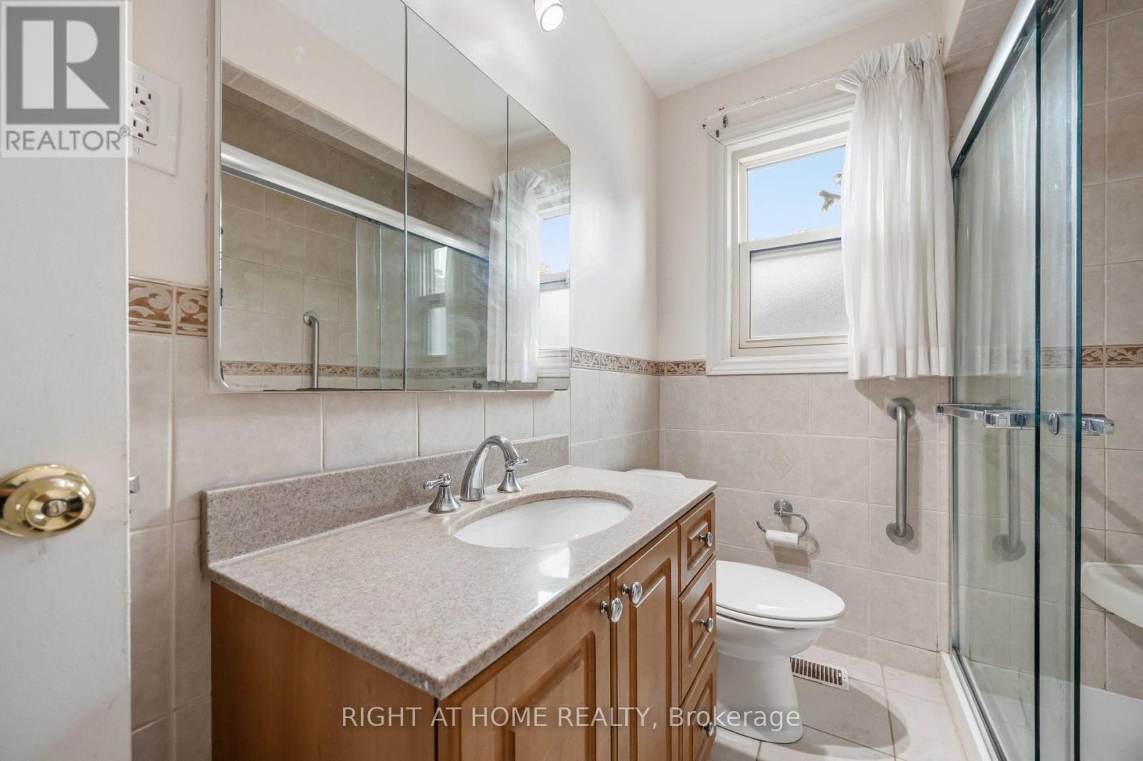 8 Grassington Crescent, Toronto, Ontario  M1G 1X5 - Photo 26 - E13546878