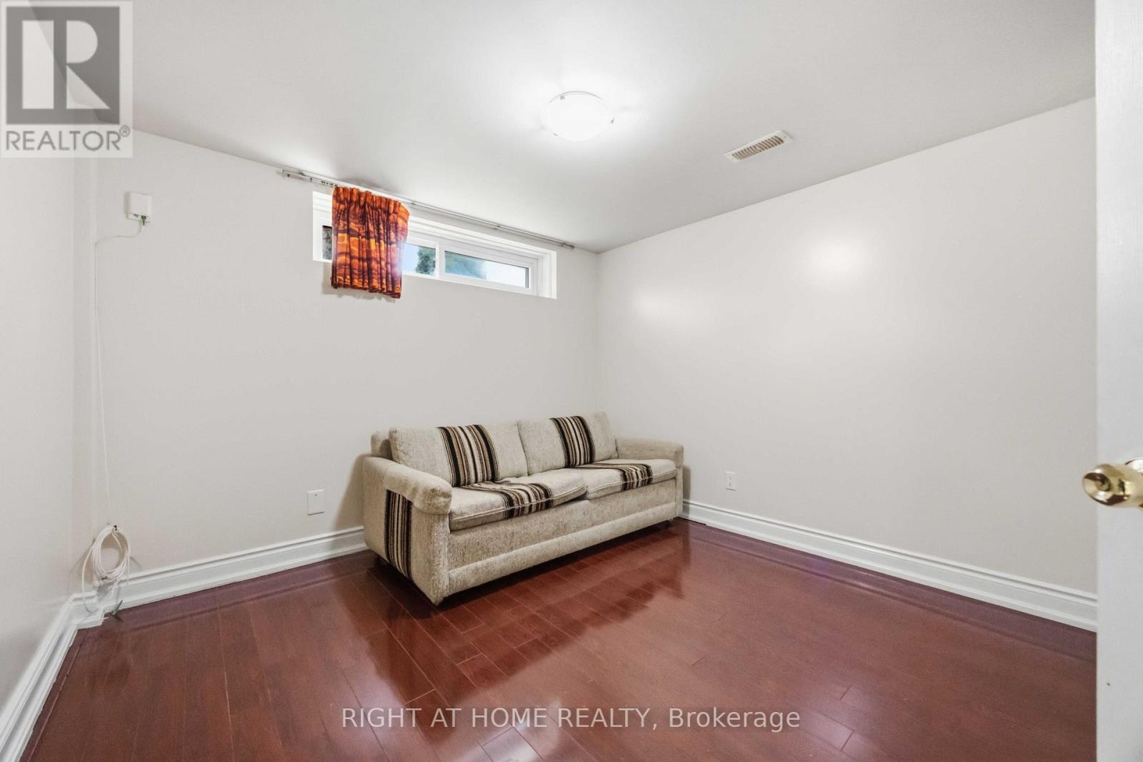 8 Grassington Crescent, Toronto, Ontario  M1G 1X5 - Photo 36 - E13546878