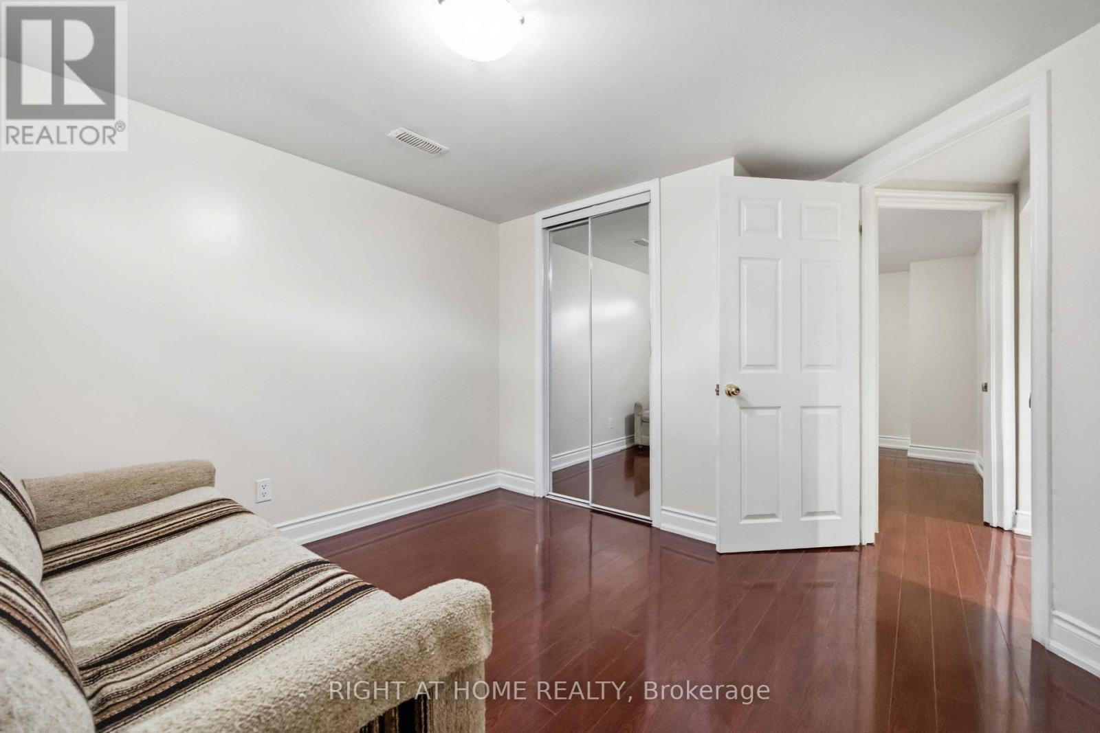 8 Grassington Crescent, Toronto, Ontario  M1G 1X5 - Photo 37 - E13546878