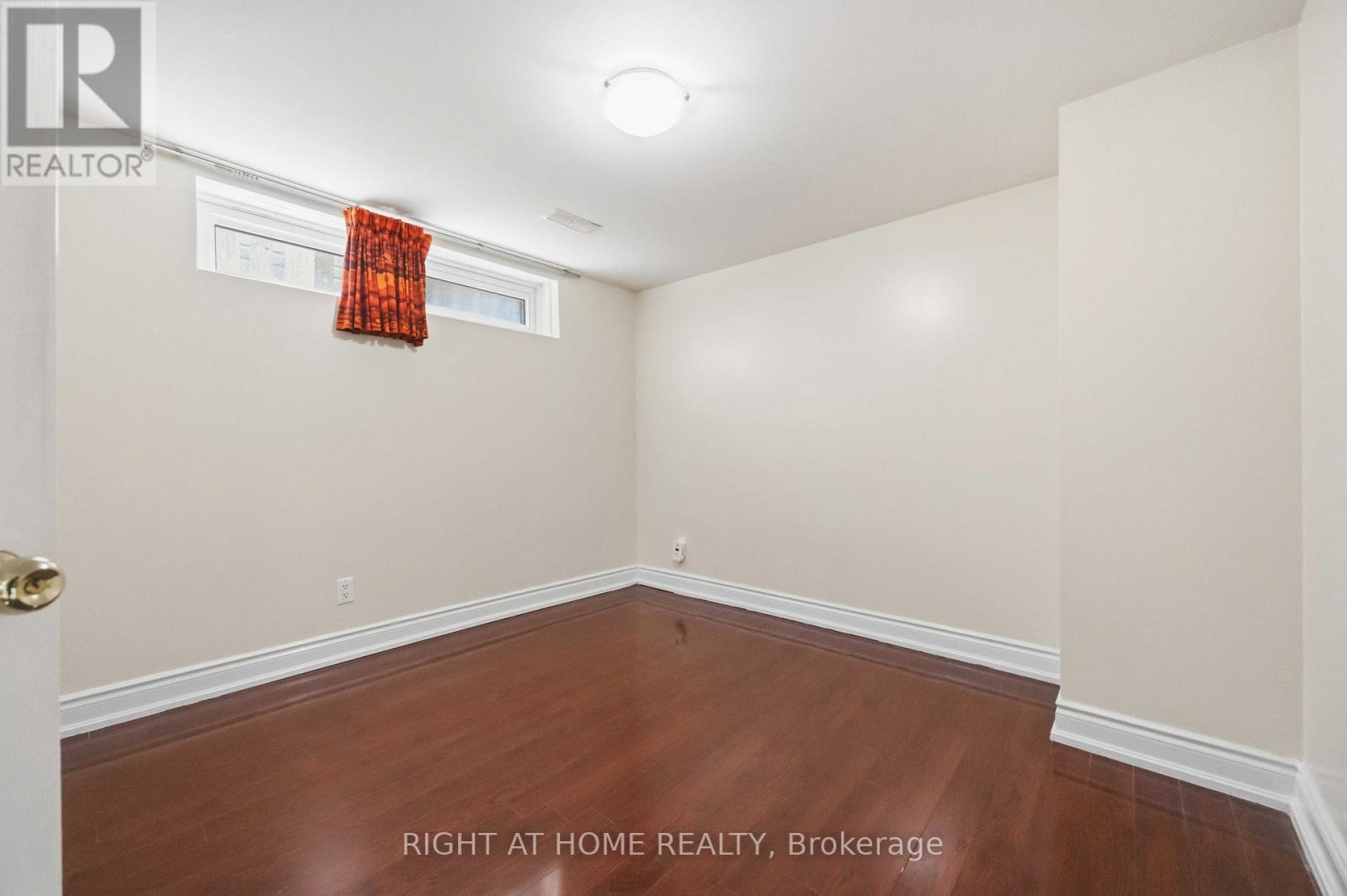 8 Grassington Crescent, Toronto, Ontario  M1G 1X5 - Photo 38 - E13546878