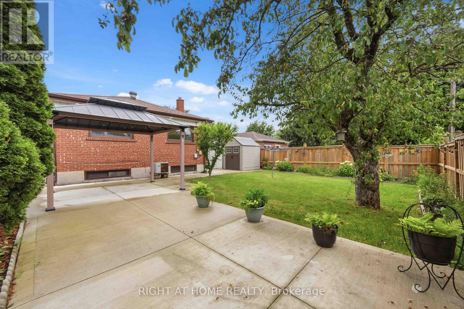 8 Grassington Crescent, Toronto, Ontario  M1G 1X5 - Photo 45 - E13546878