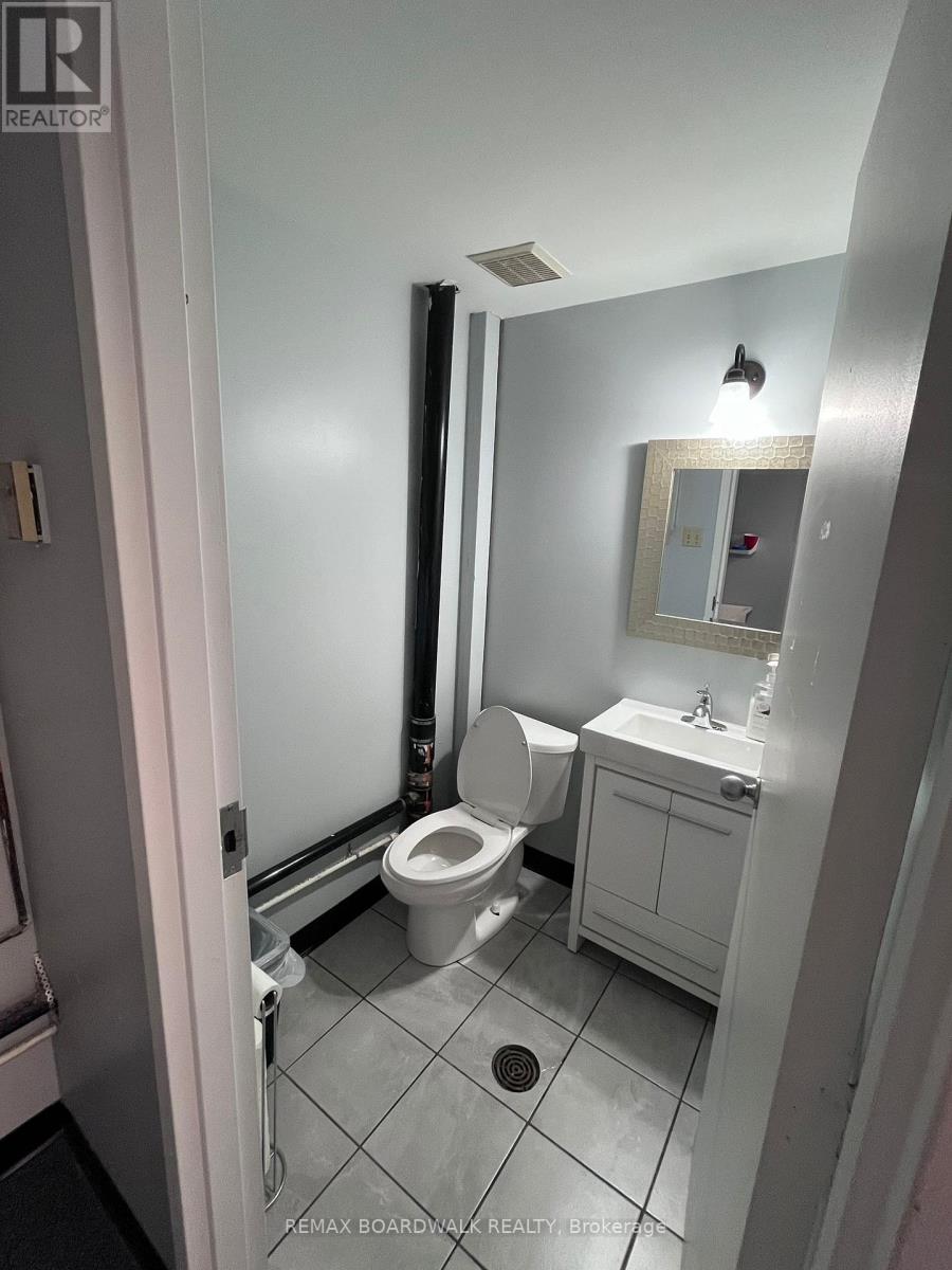 30 - 174 Colonnade Road, Ottawa, Ontario  K2E 7J5 - Photo 3 - X13546872