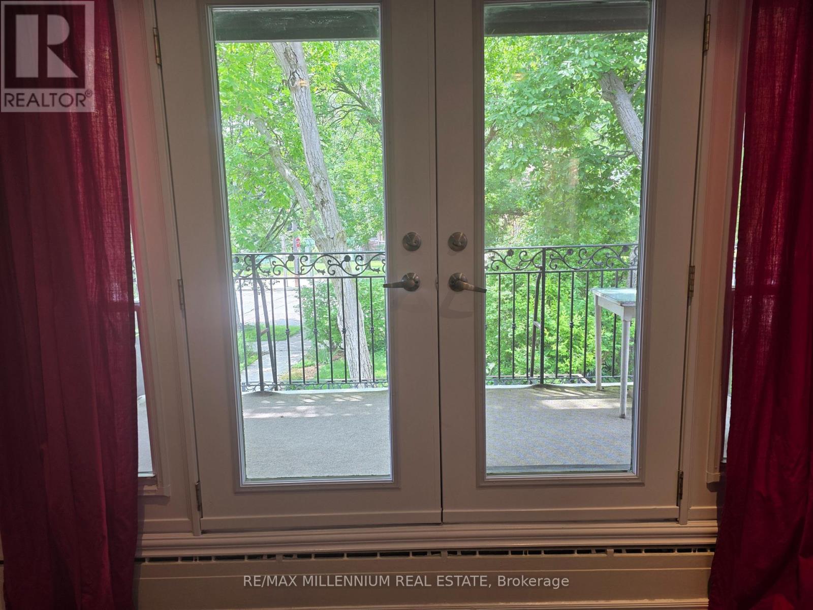 2 - 201 High Park Avenue, Toronto, Ontario  M6P 2S5 - Photo 14 - W13531582