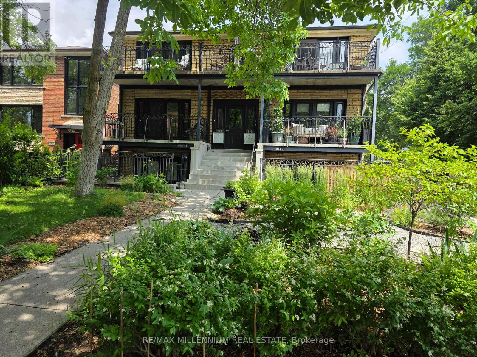 2 - 201 High Park Avenue, Toronto, Ontario  M6P 2S5 - Photo 15 - W13531582