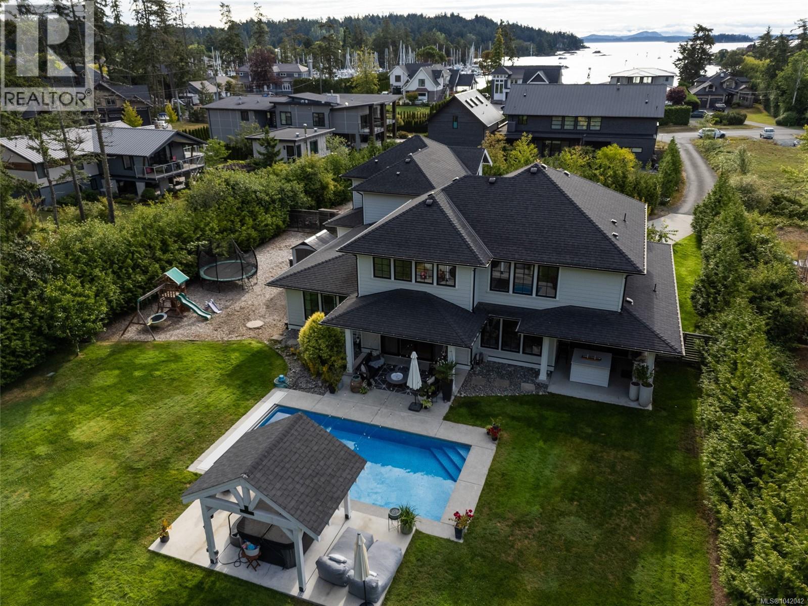10730 Bayfield Rd — photo 58