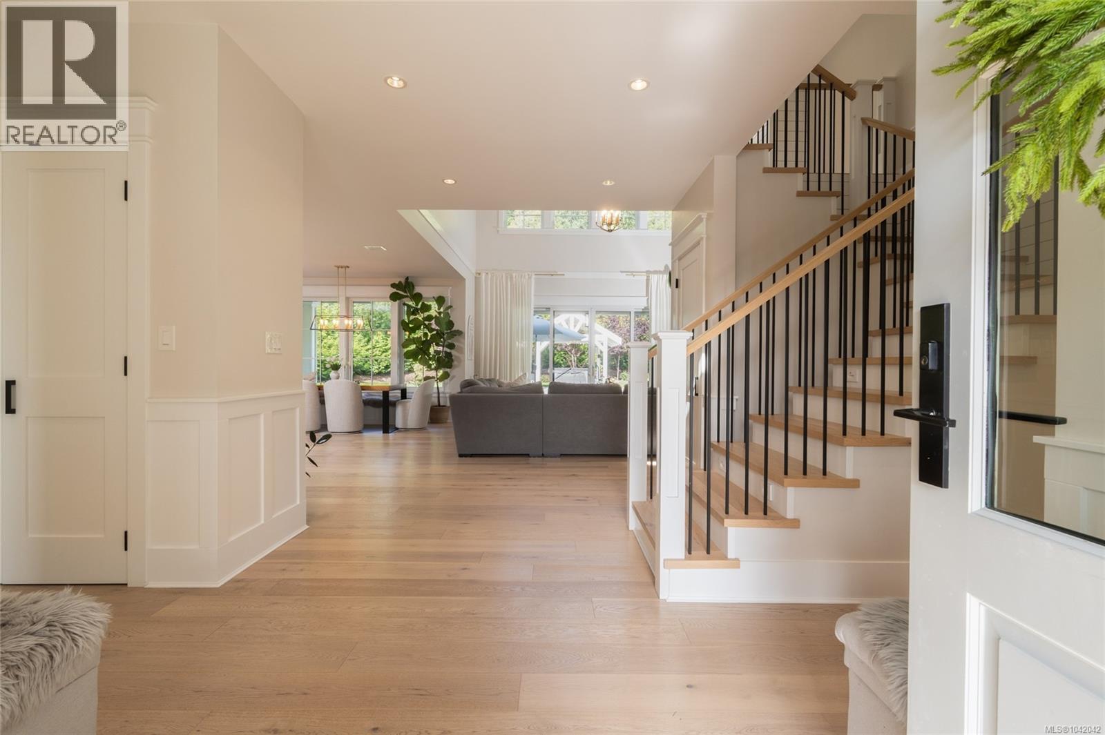 10730 Bayfield Rd — photo 2