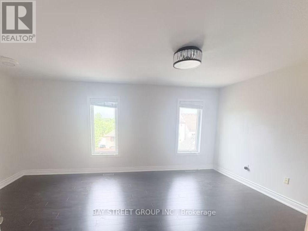 256 Glenashton Drive, Oakville, Ontario  L6H 6H5 - Photo 13 - W13466194