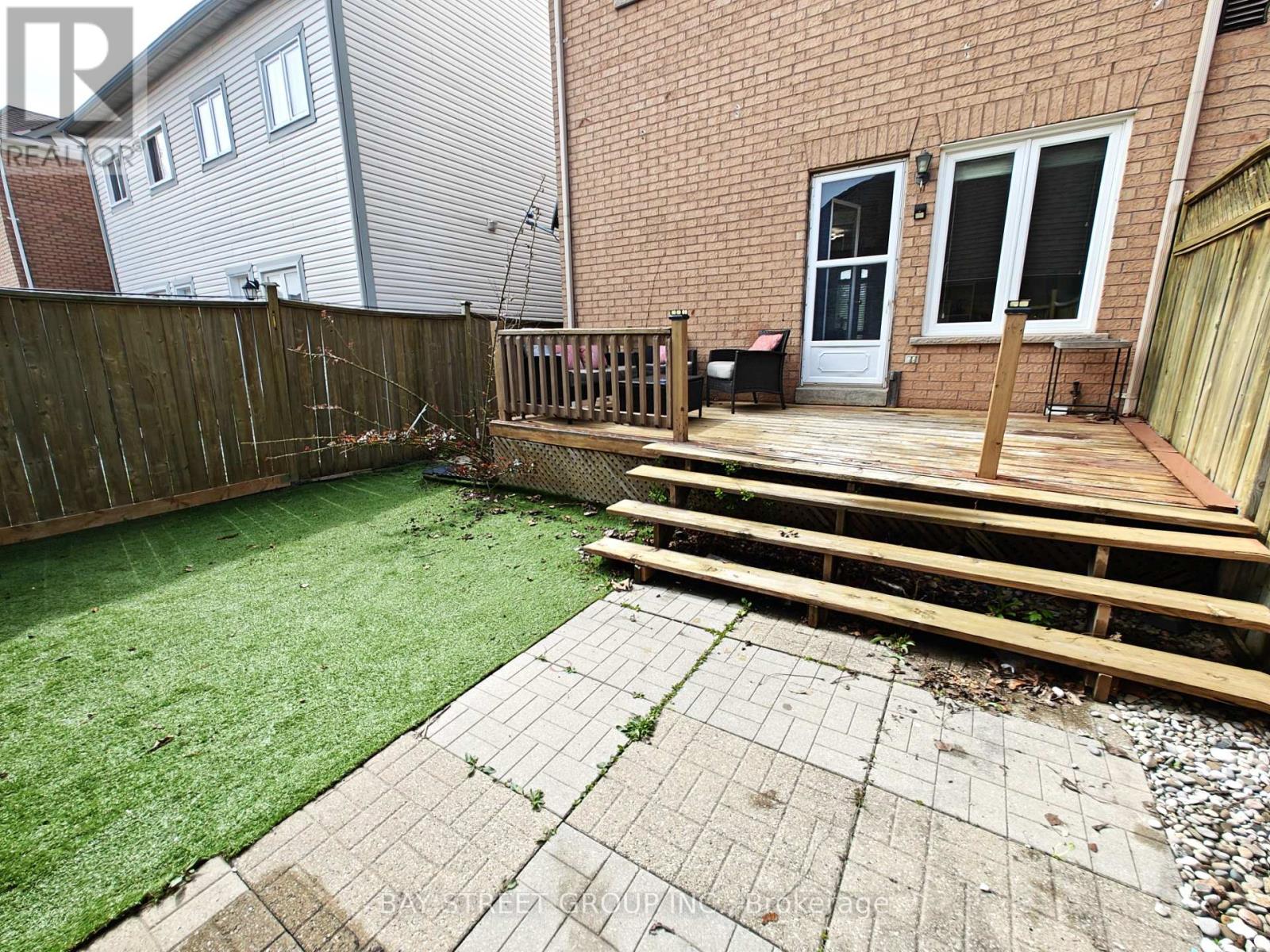 256 Glenashton Drive, Oakville, Ontario  L6H 6H5 - Photo 26 - W13466194