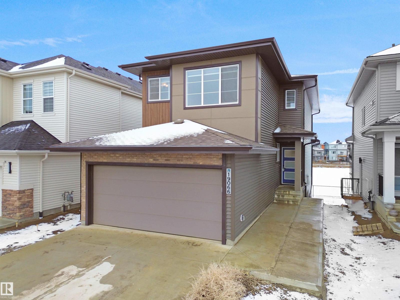 19066 20A AV NW, Edmonton, Alberta