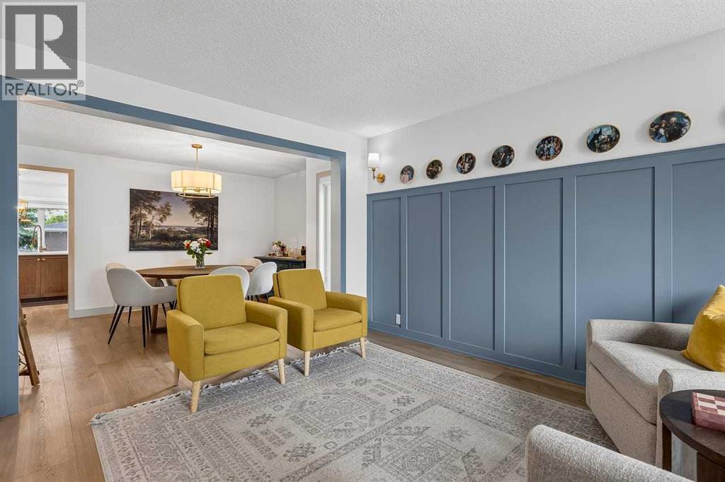 115 Sunvista Court SE, Calgary, Alberta  T2X 3G6 - Photo 3 - A2325067