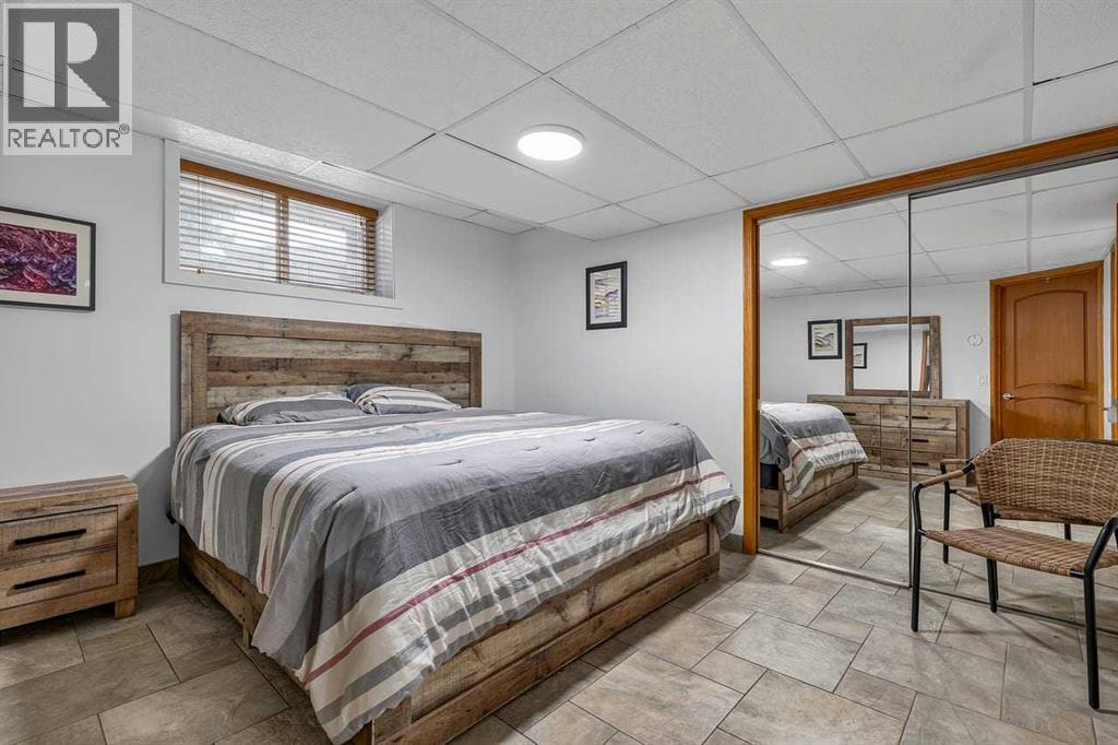 115 Sunvista Court SE, Calgary, Alberta  T2X 3G6 - Photo 35 - A2325067