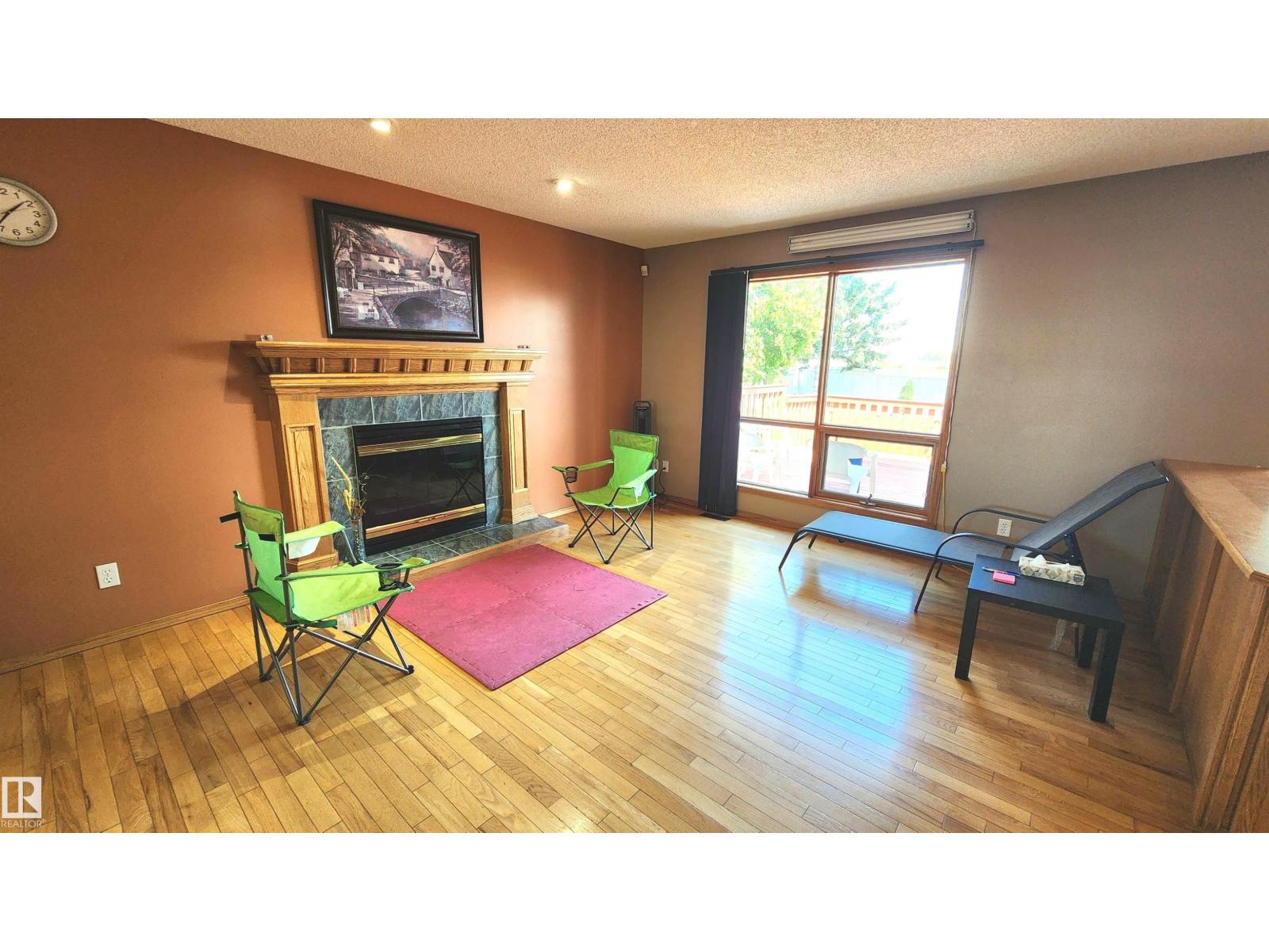 2708 44a Av NW, Edmonton, Alberta  T6T 1K1 - Photo 4 - E4498081