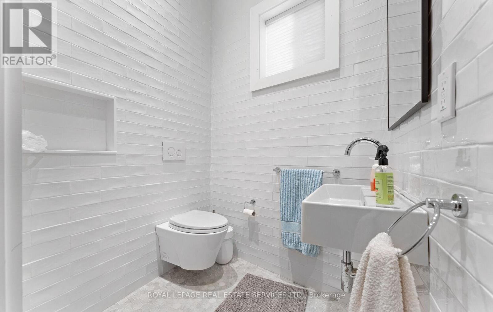 24 Mann Avenue, Toronto, Ontario  M4S 2Y3 - Photo 21 - C13546942