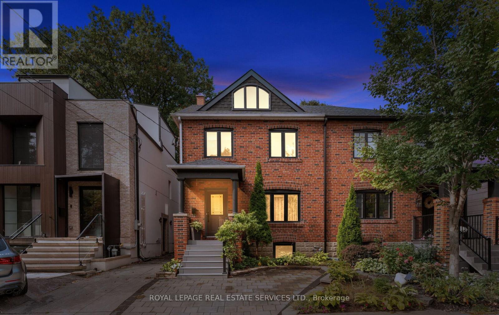 24 Mann Avenue, Toronto, Ontario  M4S 2Y3 - Photo 3 - C13546942