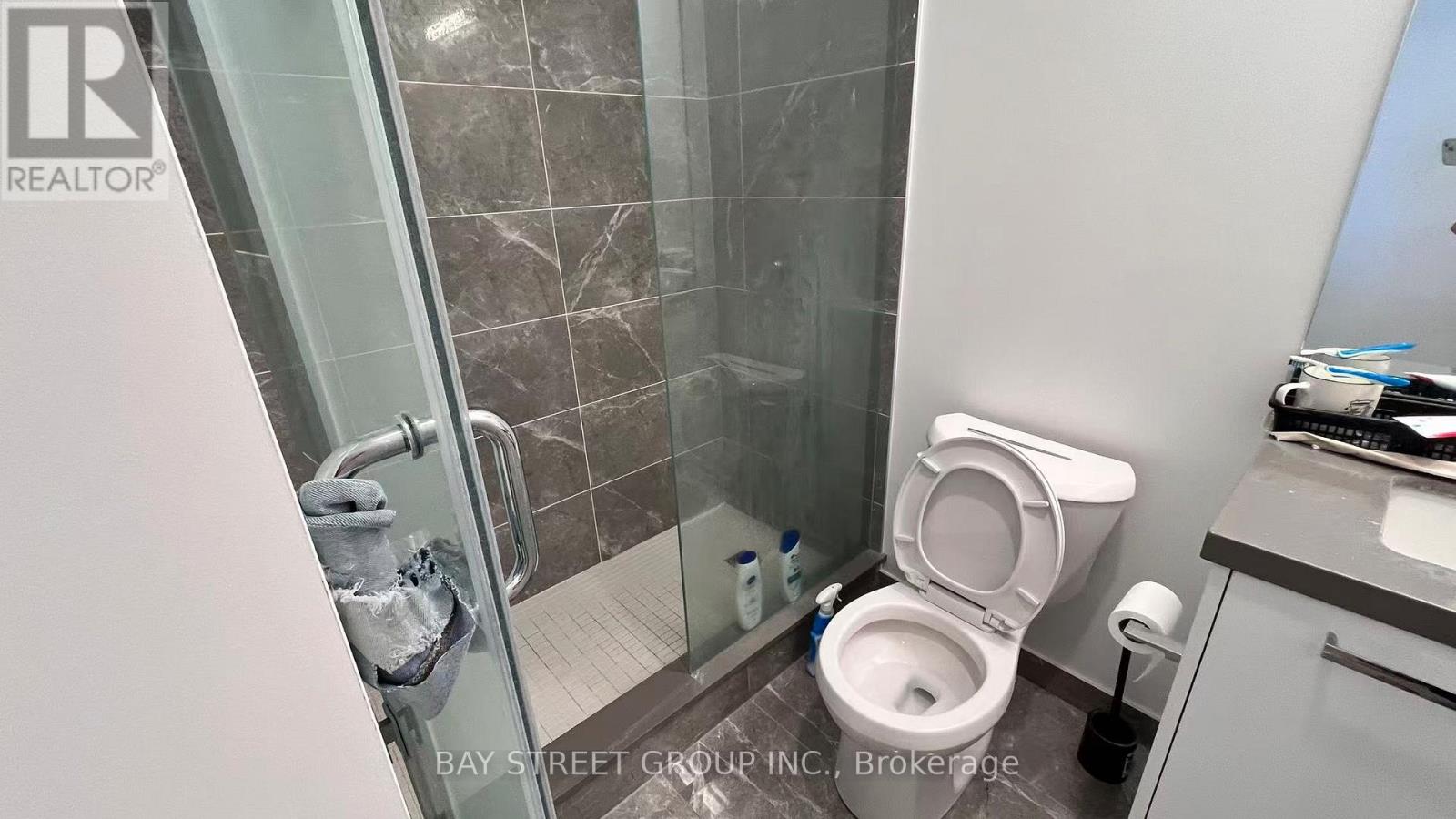 1704 - 195 Mccaul Street, Toronto, Ontario  M5T 1W6 - Photo 7 - C13546948