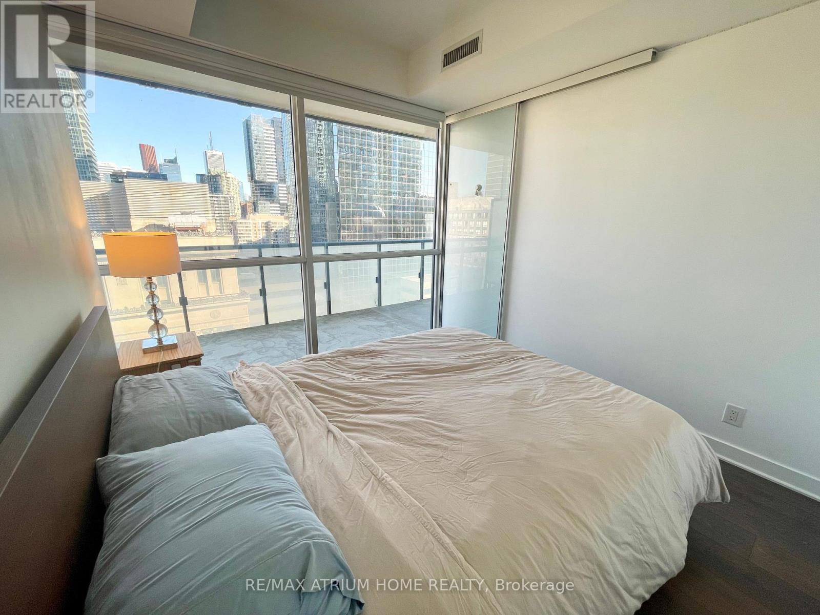 1402 - 15 Grenville Street, Toronto, Ontario M4Y 0B9 - Photo 17 - C13546982