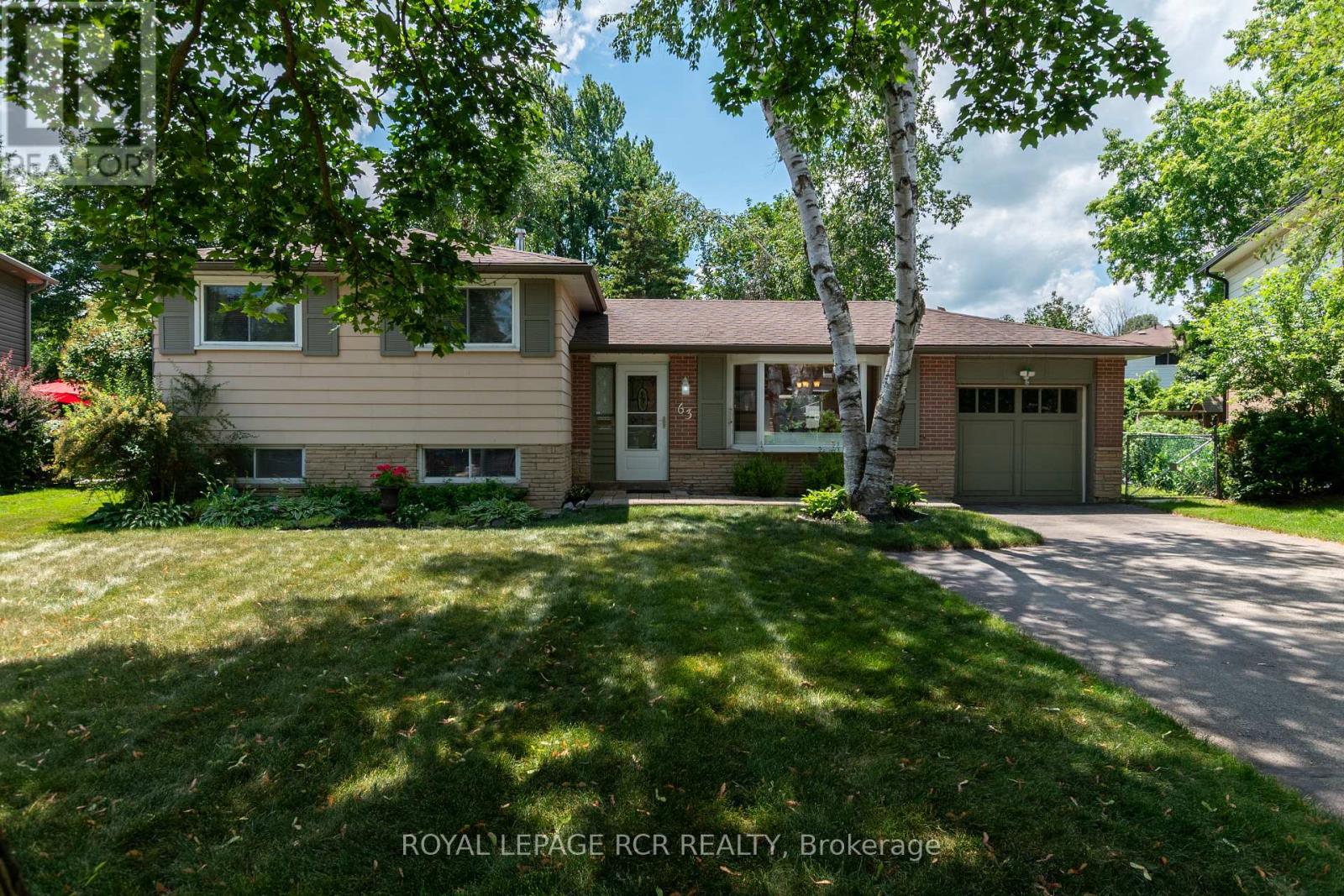 63 MAPLE CRESCENT, Orangeville, Ontario