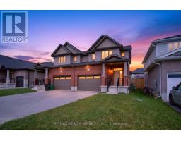 138 WOODBERRY CRESCENT, Woolwich, Ontario