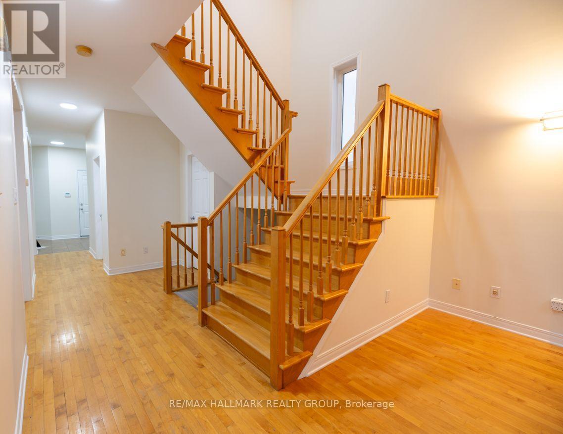 281 Goldridge Drive, Ottawa, Ontario  K2T 1H4 - Photo 13 - X13547074