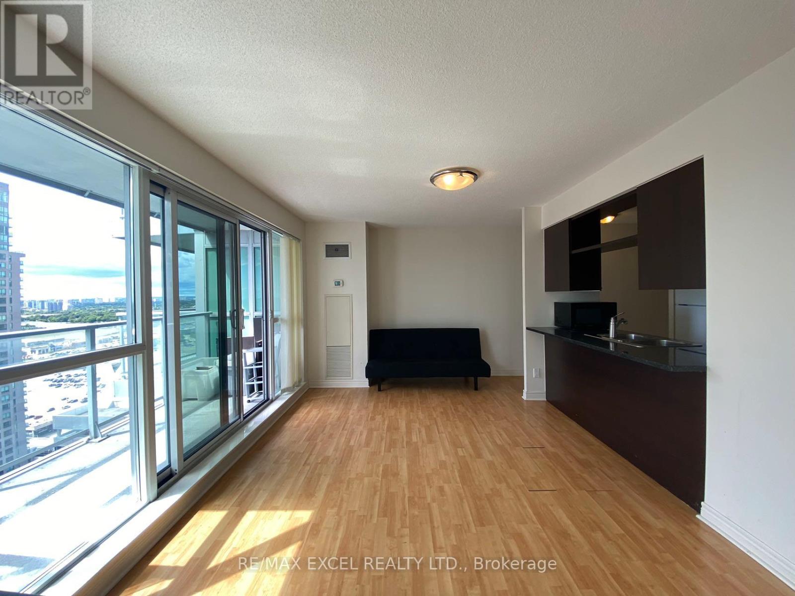 70 Town Centre Court, Toronto, Ontario  M1P 0B2 - Photo 13 - E13547050