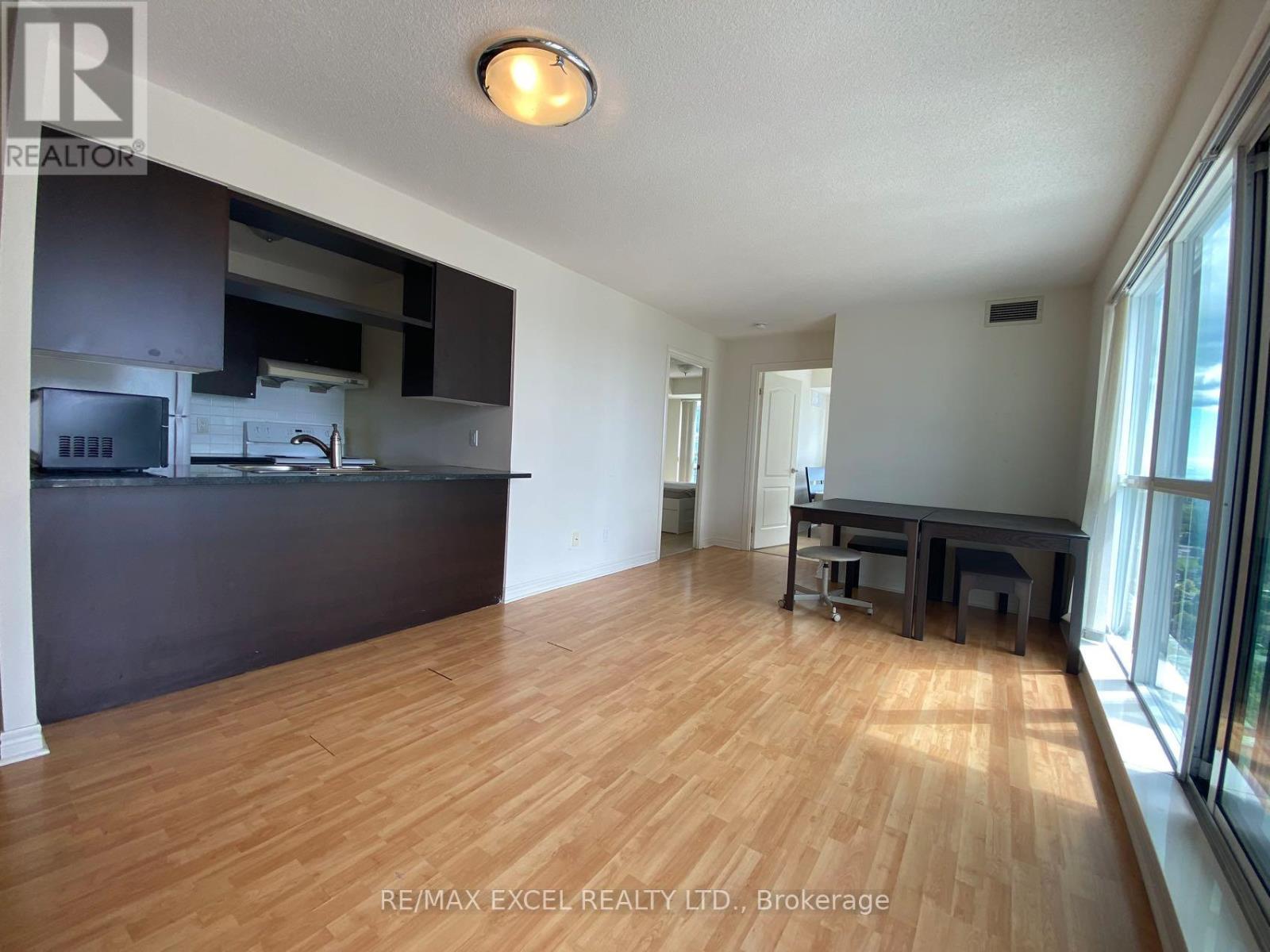 70 Town Centre Court, Toronto, Ontario  M1P 0B2 - Photo 8 - E13547050