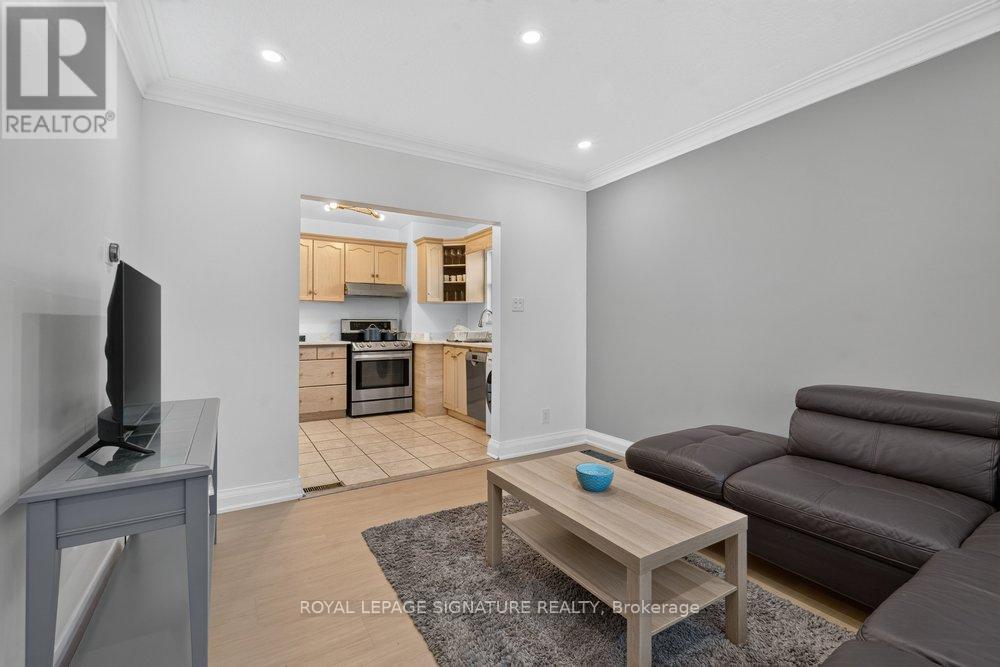 Main - 20 Bayard Avenue, Toronto, Ontario  M1R 4A3 - Photo 5 - E13547066