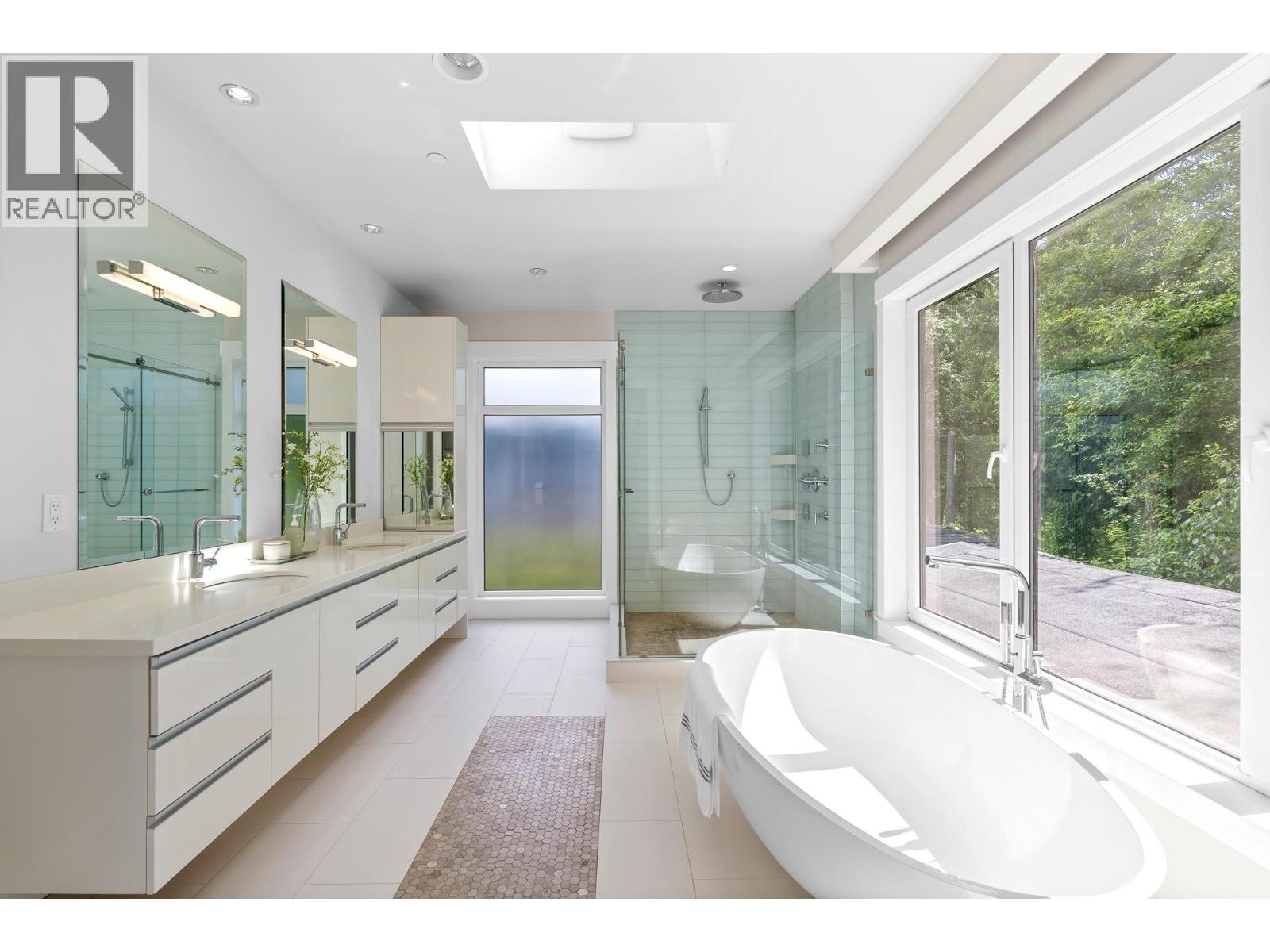 388 Hidhurst Place, West Vancouver, British Columbia V7S 1K1 - Photo 18 - R3144261