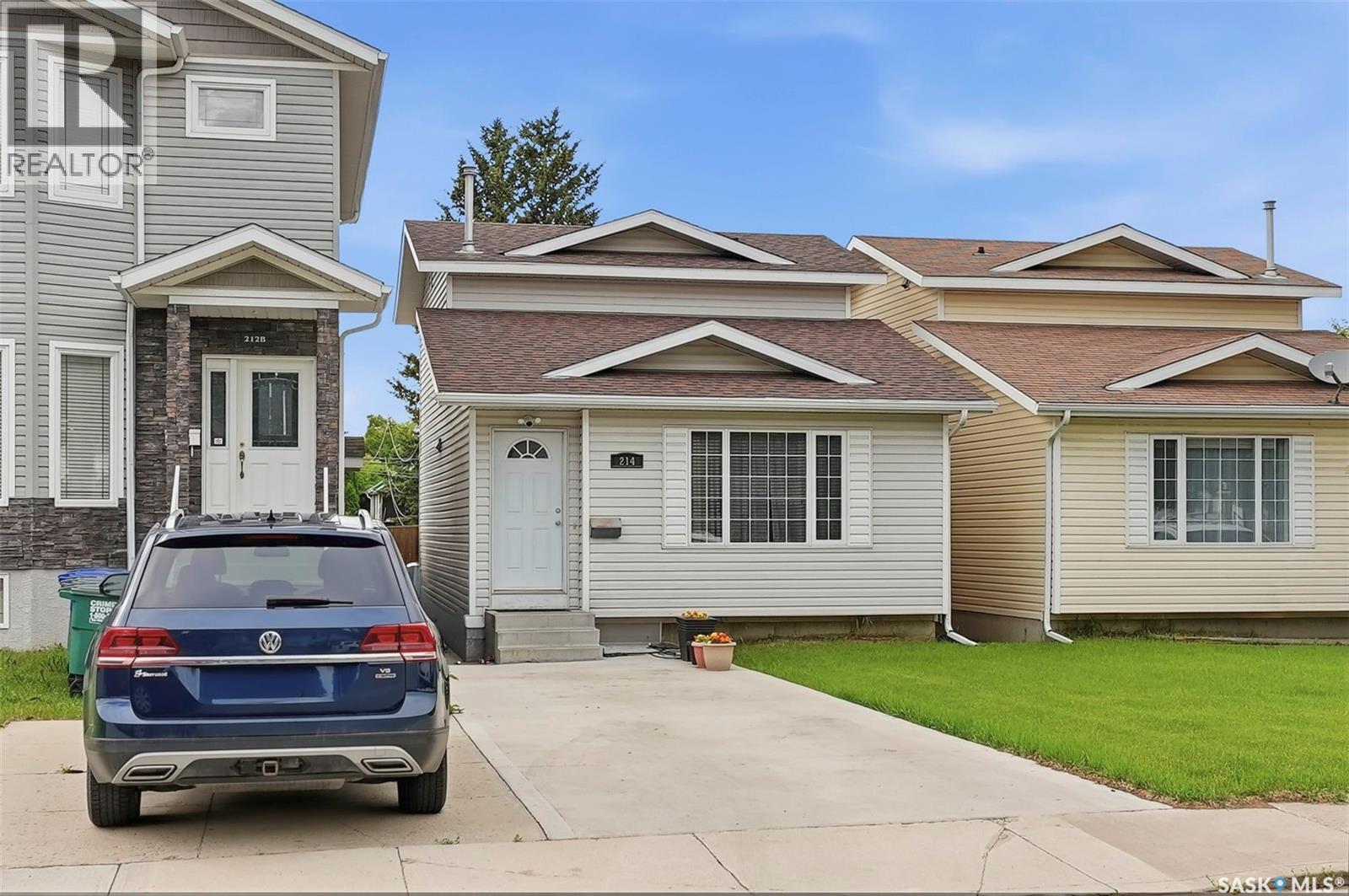 214 Dunlop Street, Saskatoon, Saskatchewan  S7N 2B7 - Photo 3 - SK041784