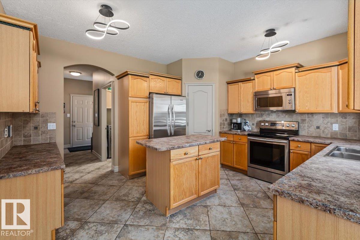 19 Orlando Dr, St. Albert, Alberta  T8N 6V6 - Photo 10 - E4498091