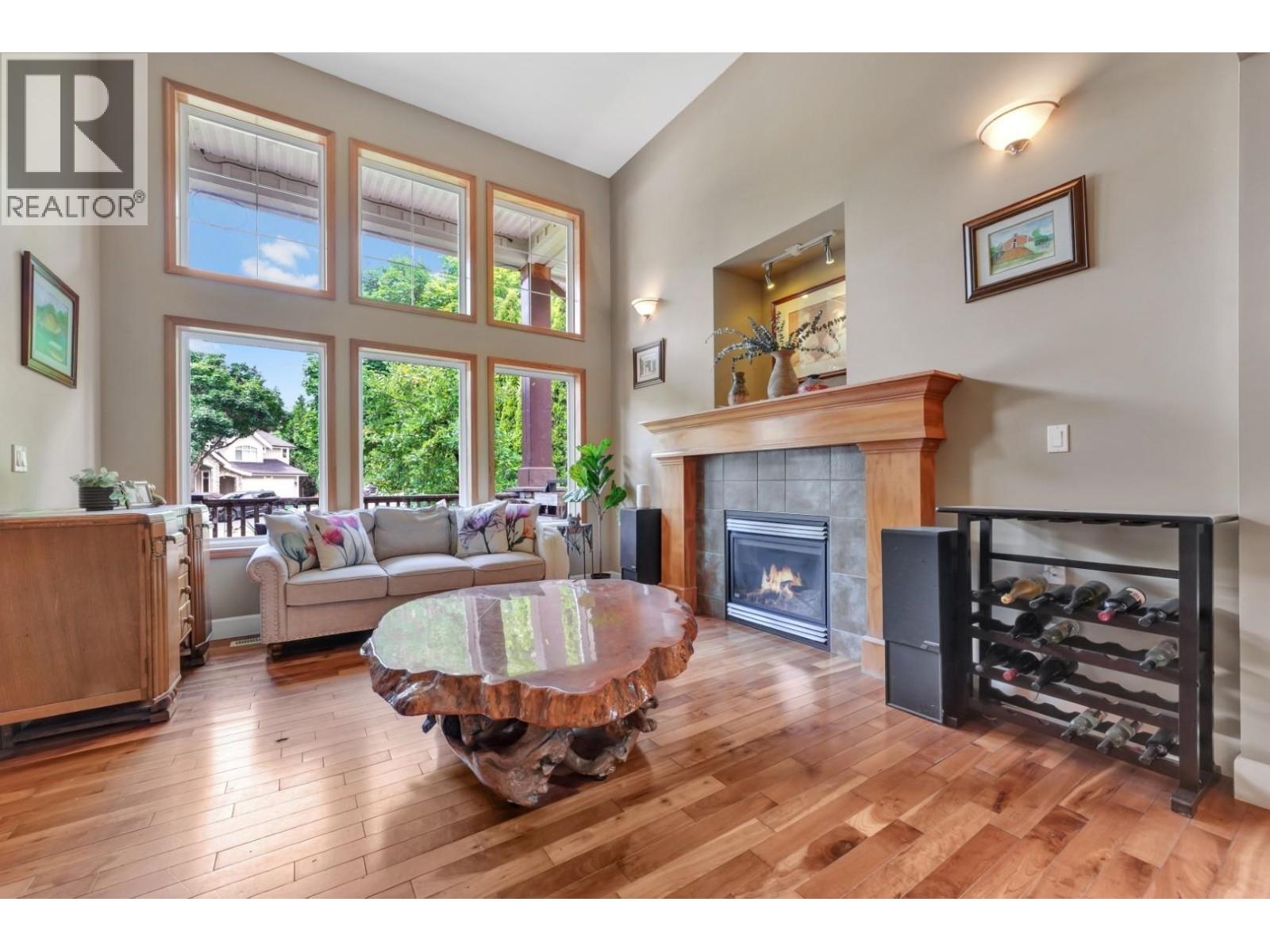 10608 240a Street, Maple Ridge, British Columbia  V2W 2B1 - Photo 4 - R3144495