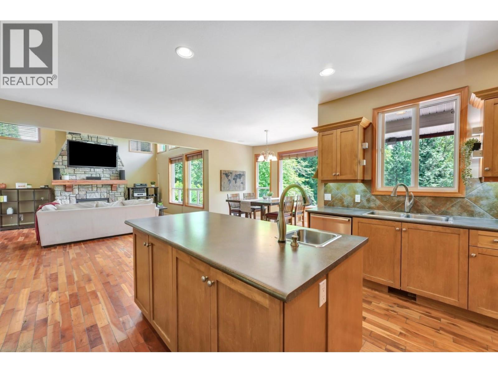 10608 240a Street, Maple Ridge, British Columbia  V2W 2B1 - Photo 11 - R3144495