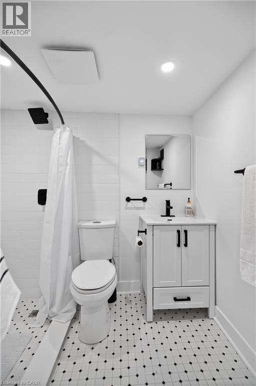 486 East 38th Street, Hamilton, Ontario  L8V 4G8 - Photo 43 - 40812550