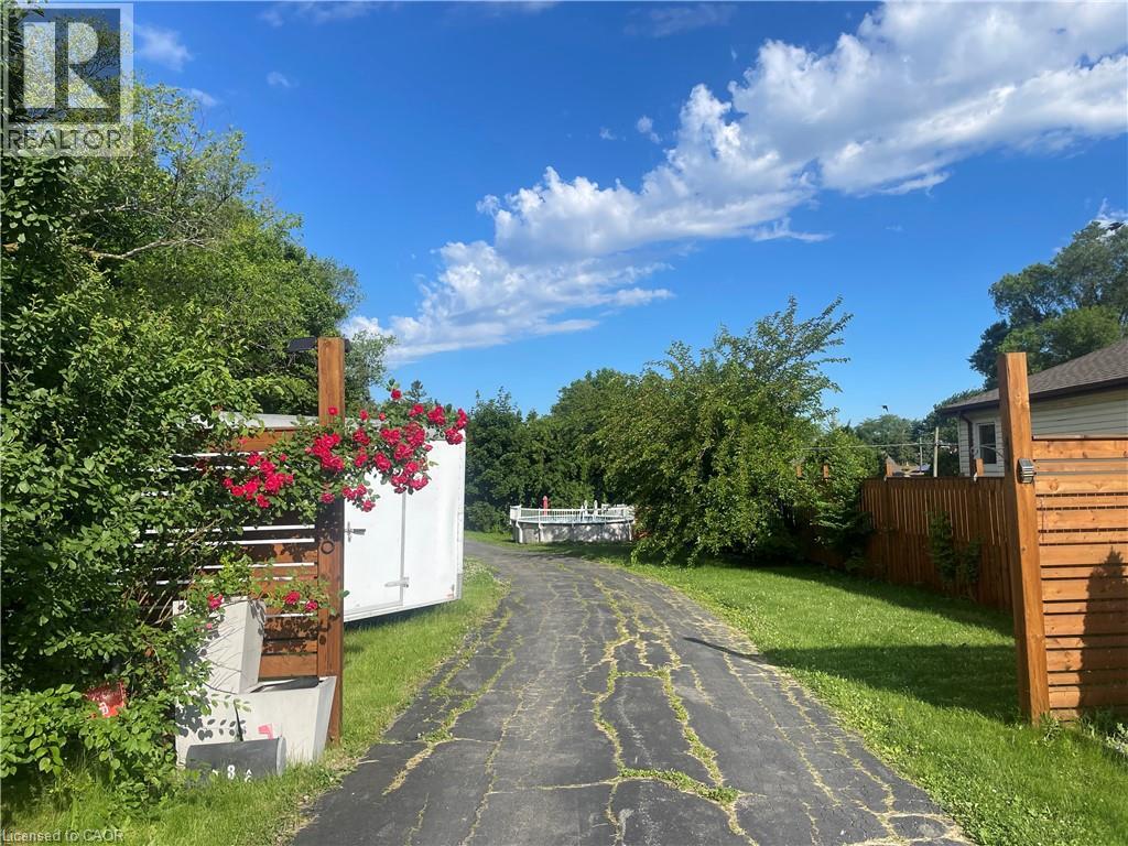 486 East 38th Street, Hamilton, Ontario  L8V 4G8 - Photo 49 - 40812550