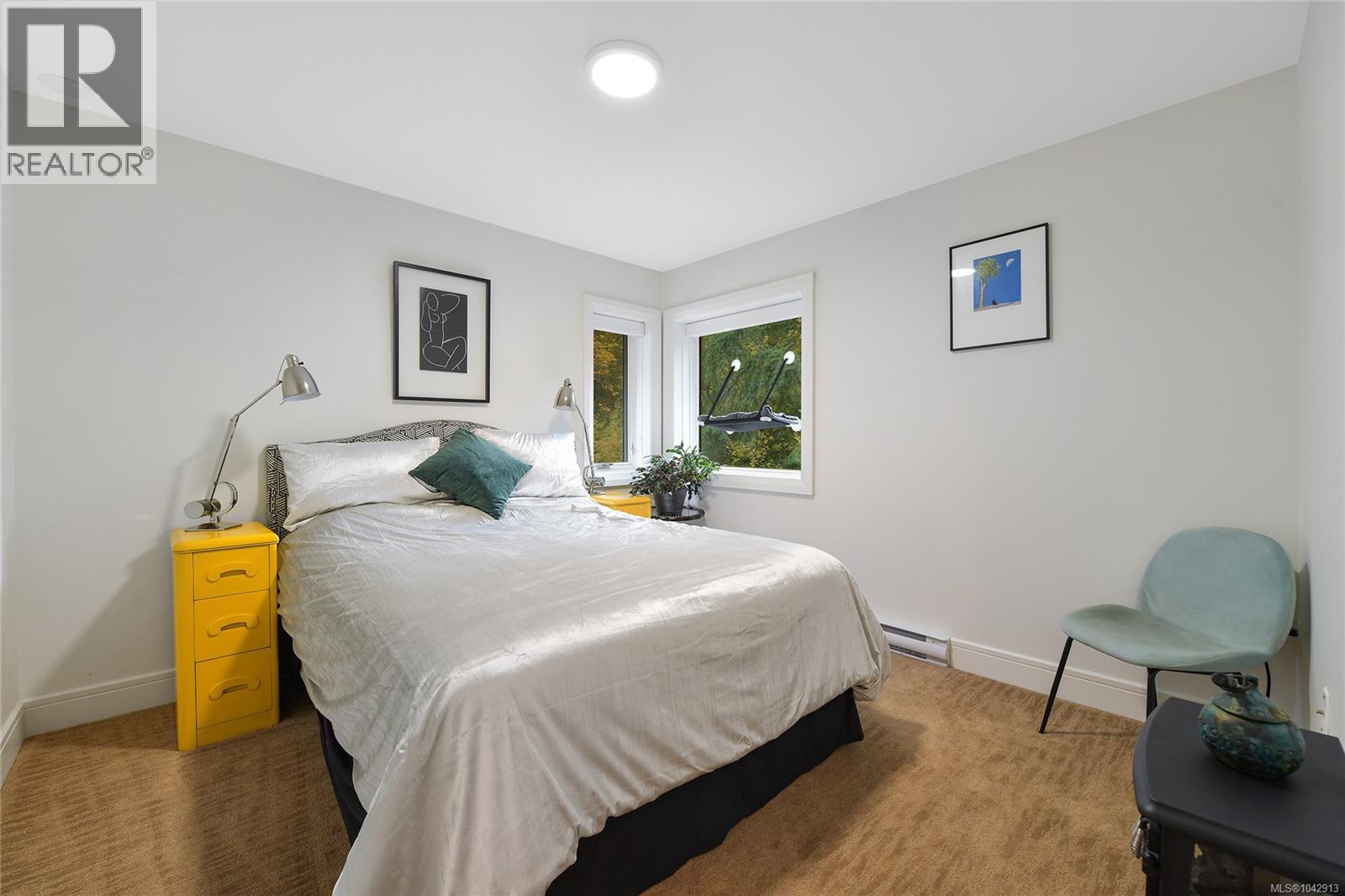 851 Sayward Rd